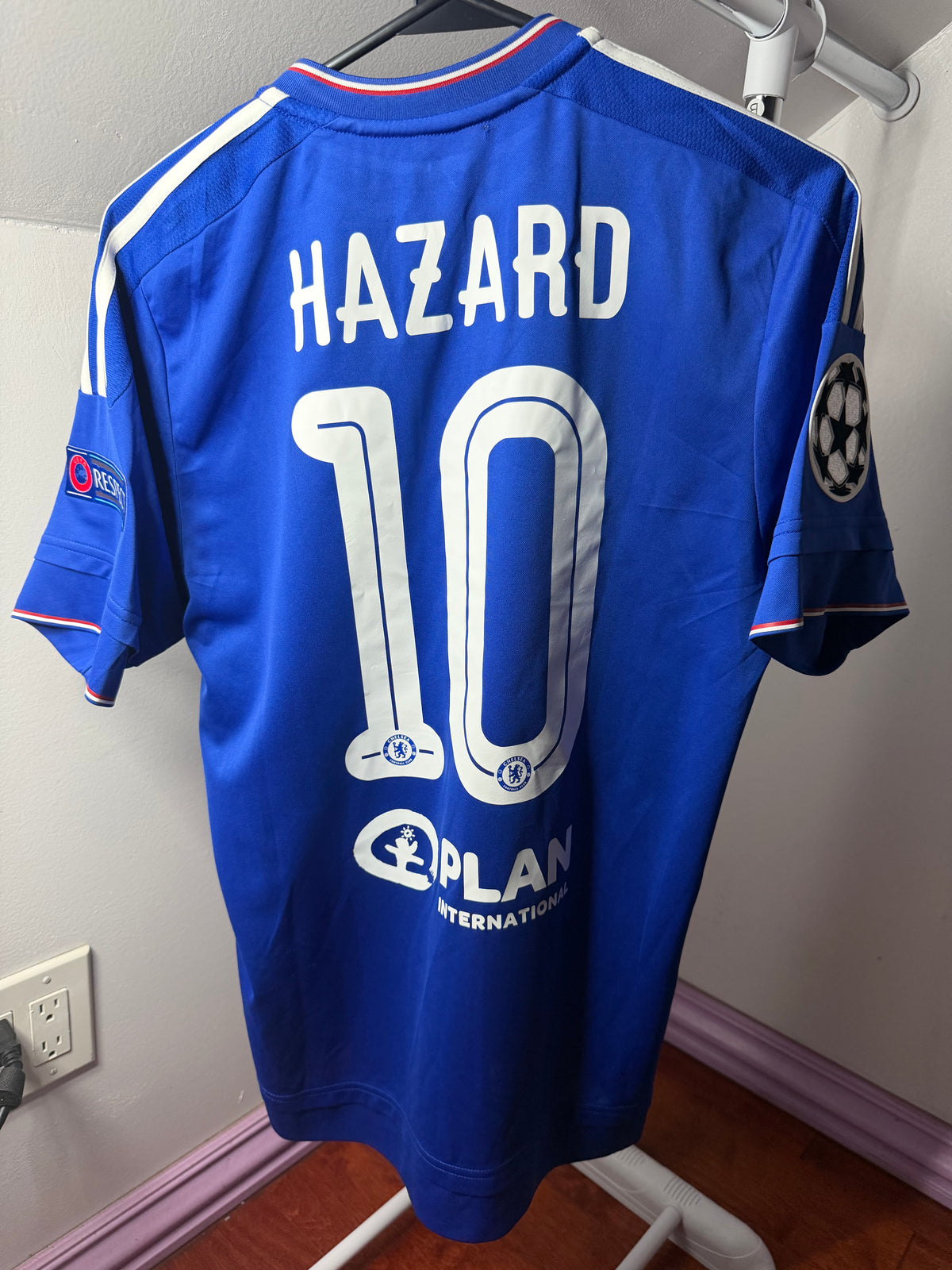 Authentic Chelsea F.C 2015/16 Home Kit | Hazard#10