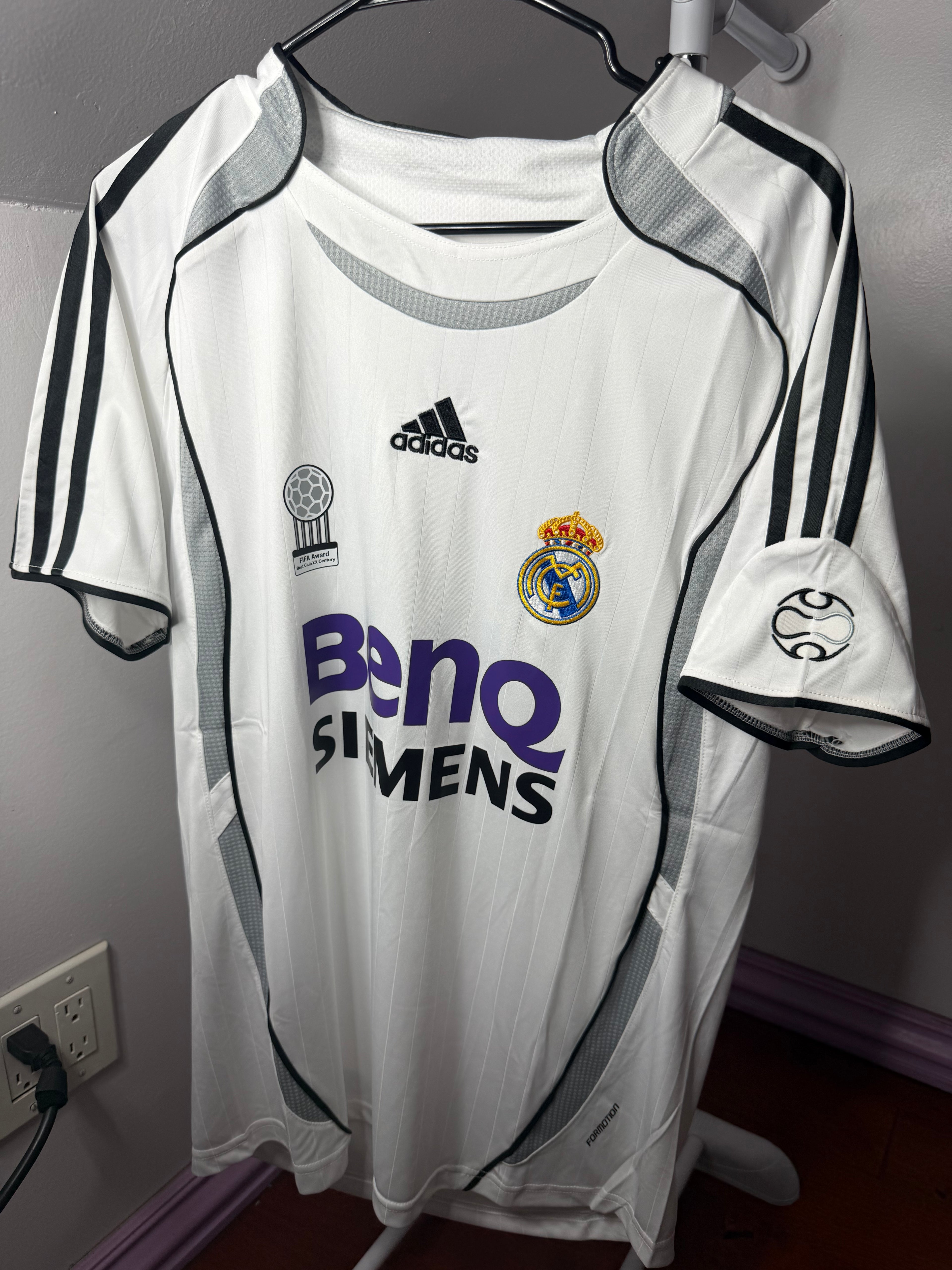 R.Madrid 2006/07 Home Kit