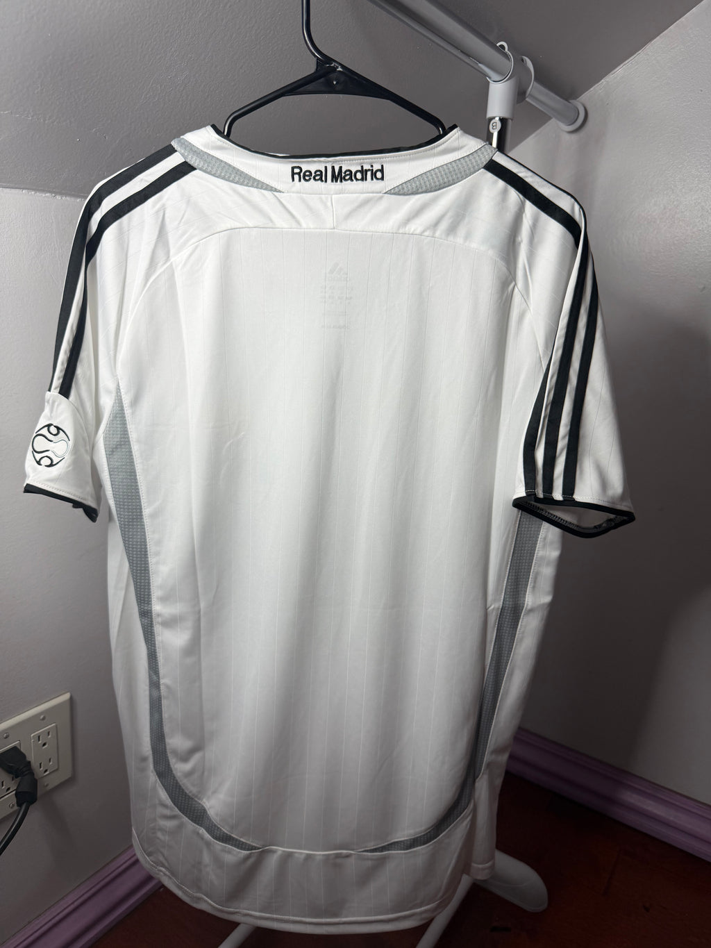 R.Madrid 2006/07 Home Kit