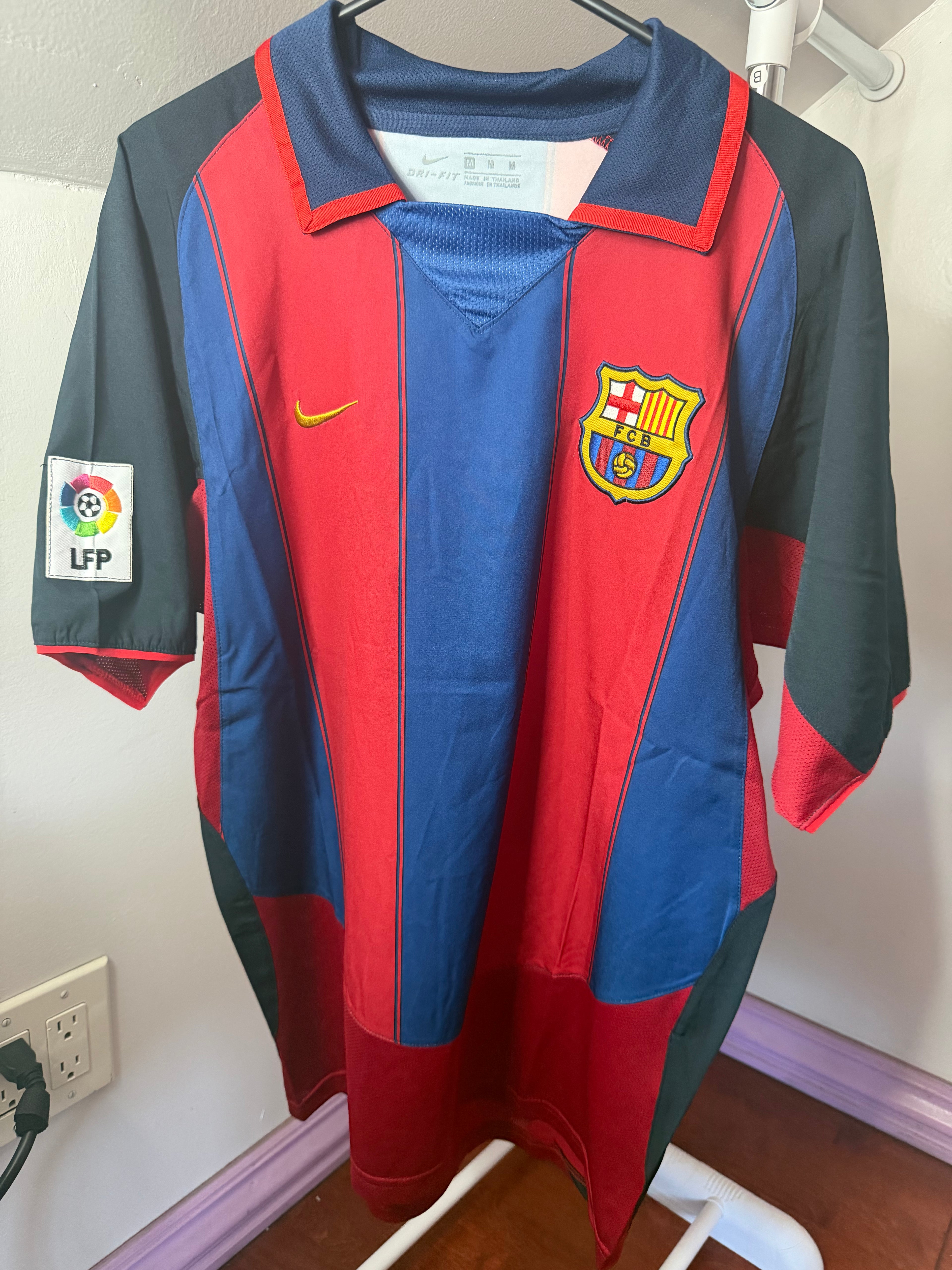 Barça 2003/04 Home Kit | R#10