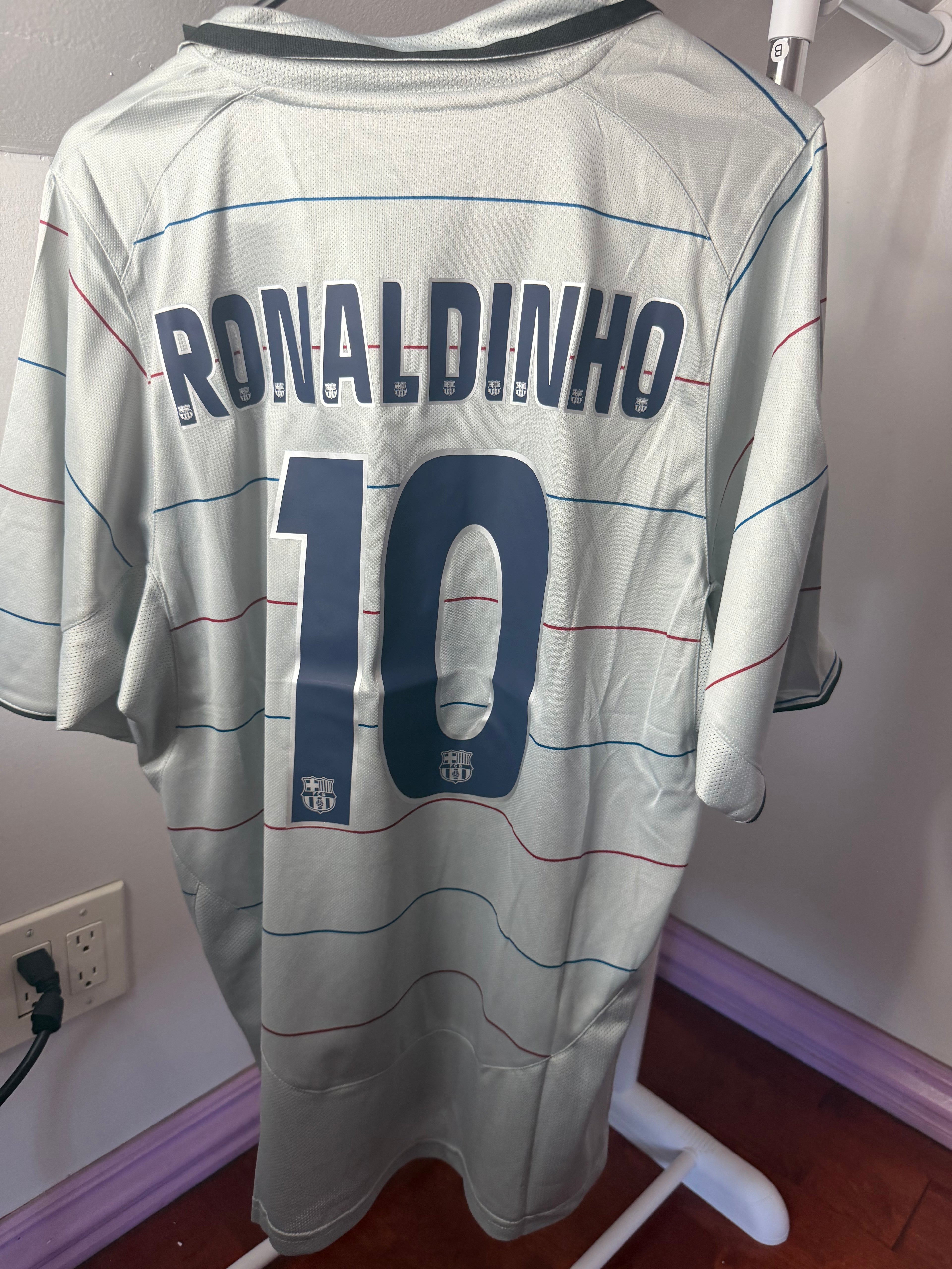 Barça 2003/04 Away Kit | R#10