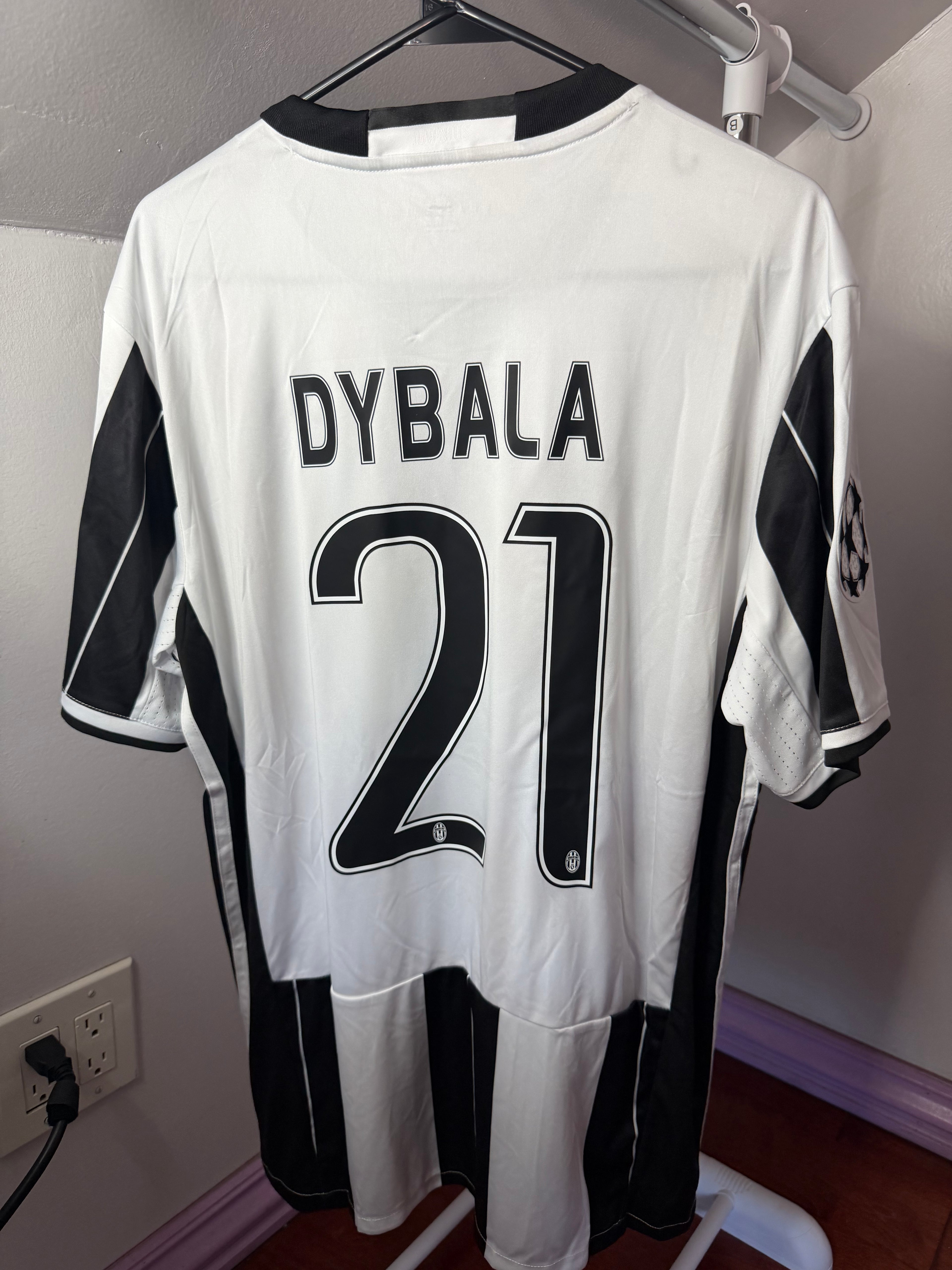 Juve 2016/17 Home Kit | PD#21