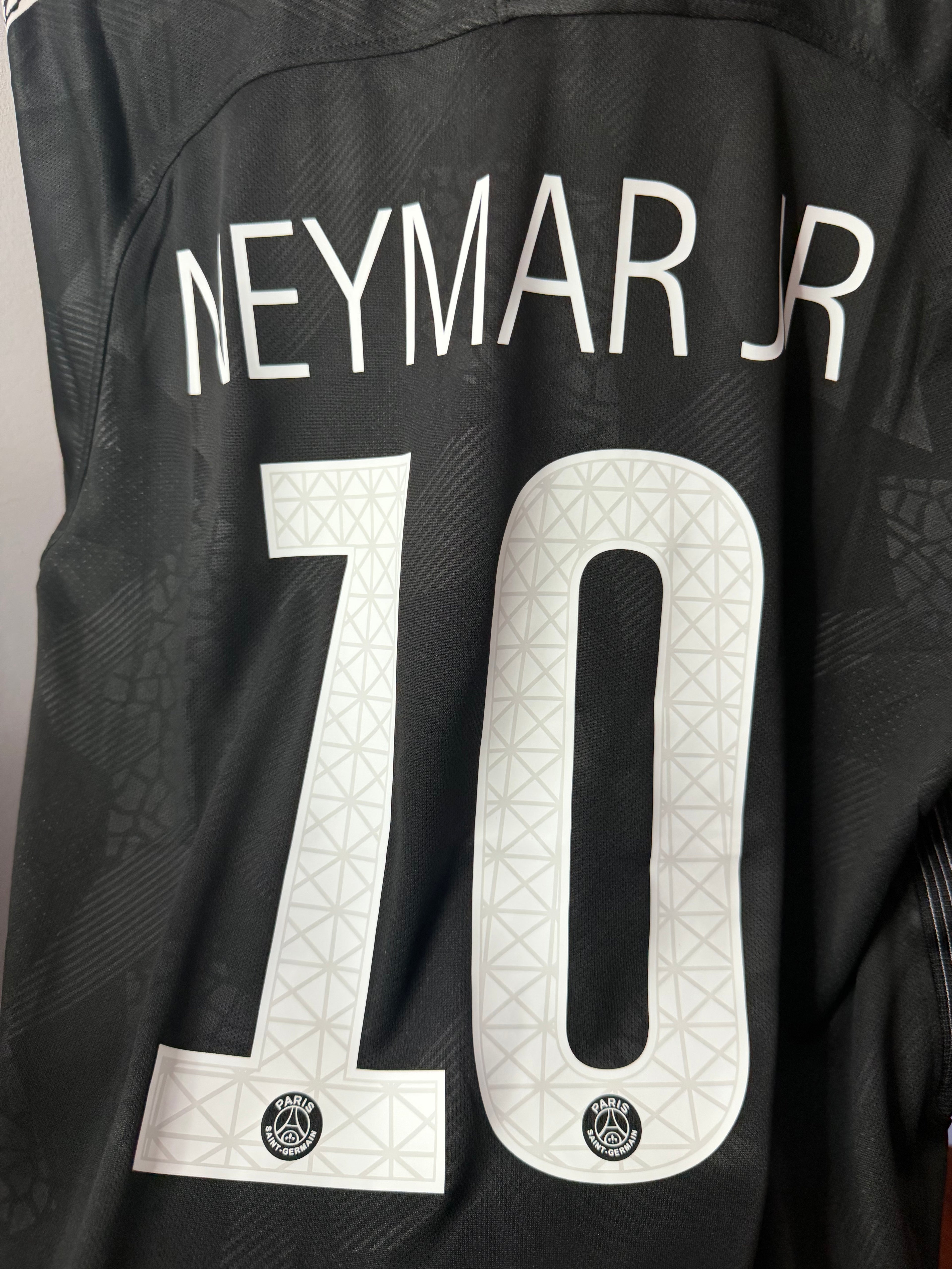 Paris 2017/18 Third Kit | NJR#10